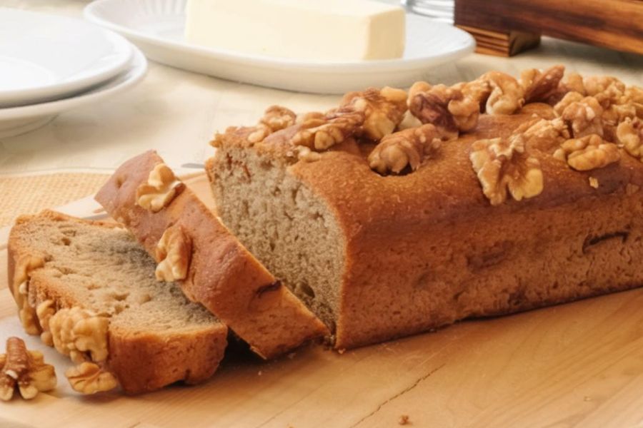 Pão de Banana Vegano com Chia e Nozes