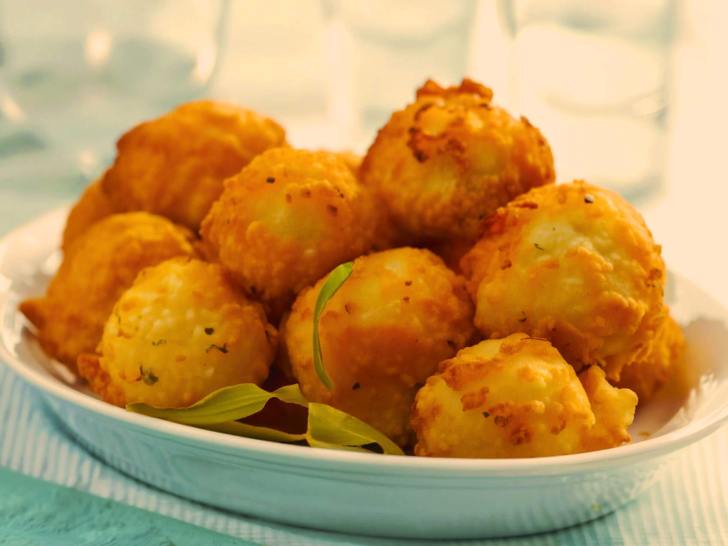 Bolinho de Mandioca com Ervas Vegano e Sem Glúten