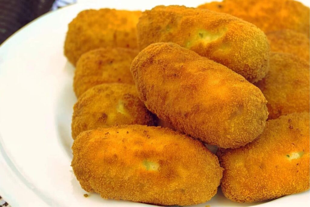 Croquete de Lentilha com Molho de Tahine Vegano e Sem Glúten