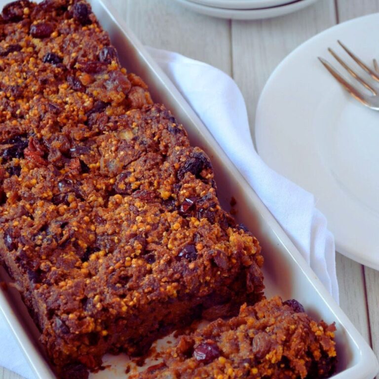 Bolo de Frutas Vegano com Especiarias