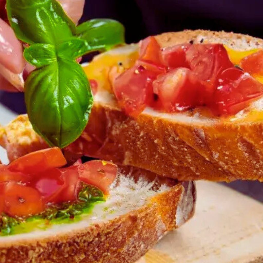 Bruschetta Vegana de Tomate e Manjericão