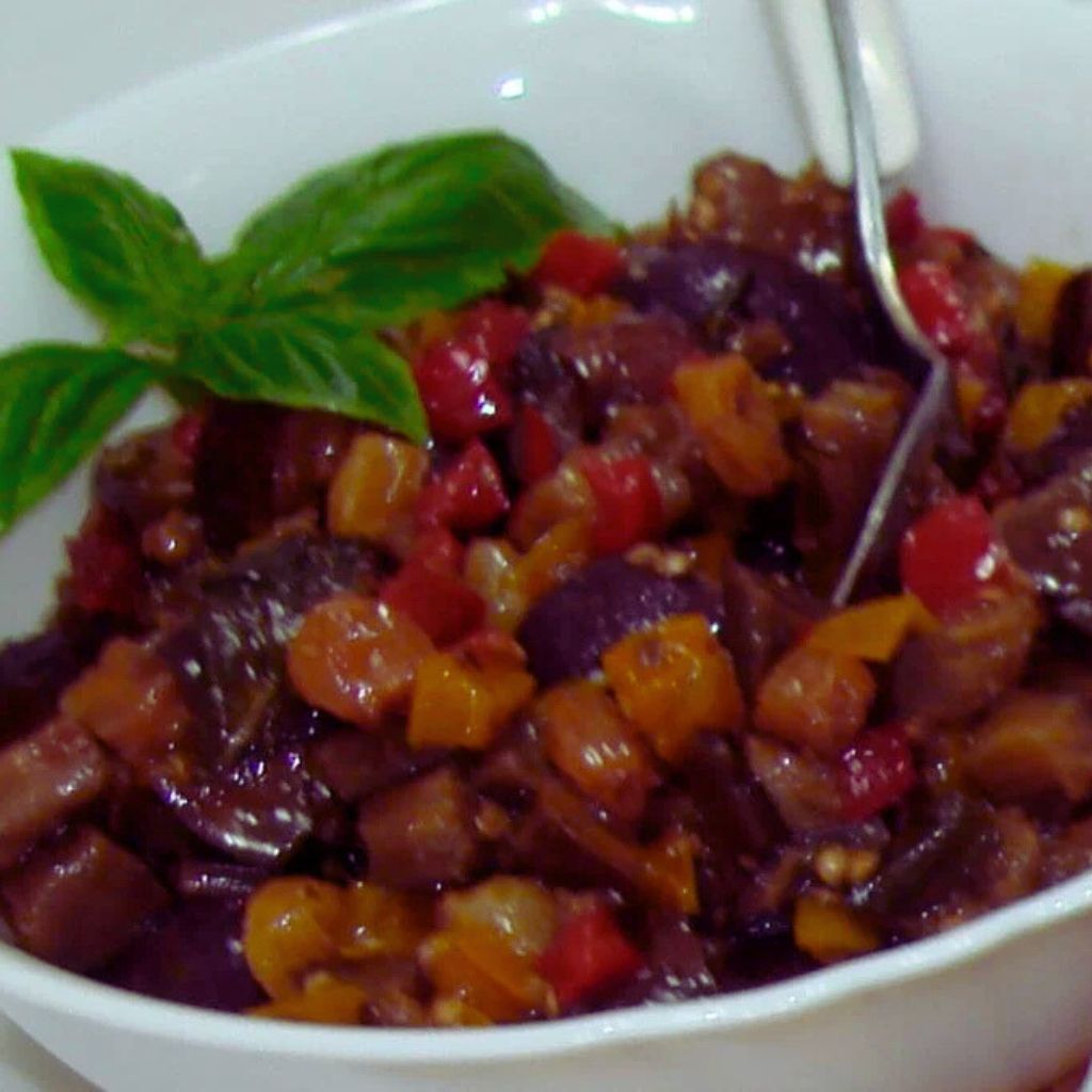 Caponata de Berinjela com Pimentões