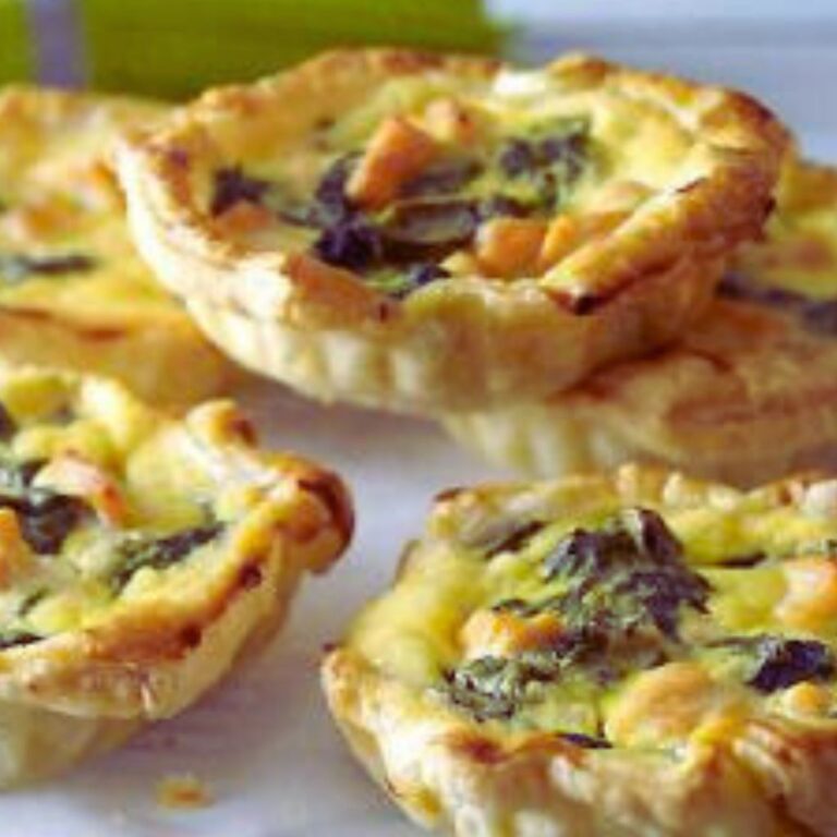 Mini Quiches Veganos de Espinafre e Nozes