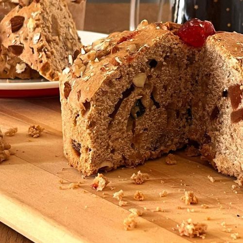 Panetone Vegano com Frutas Cristalizadas e Nozes