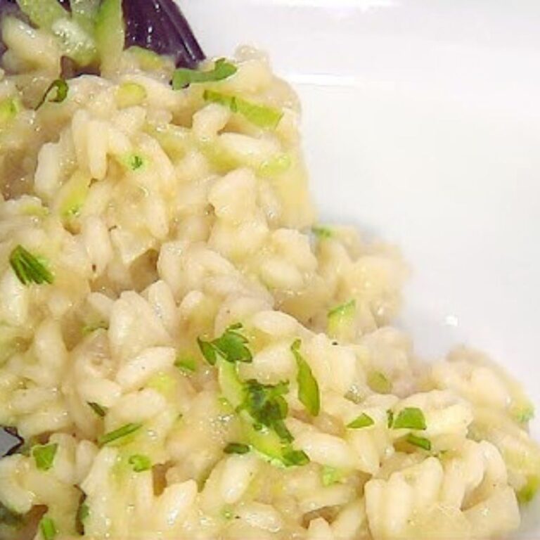 Risoto Vegano de Alho-Poró com Amêndoas