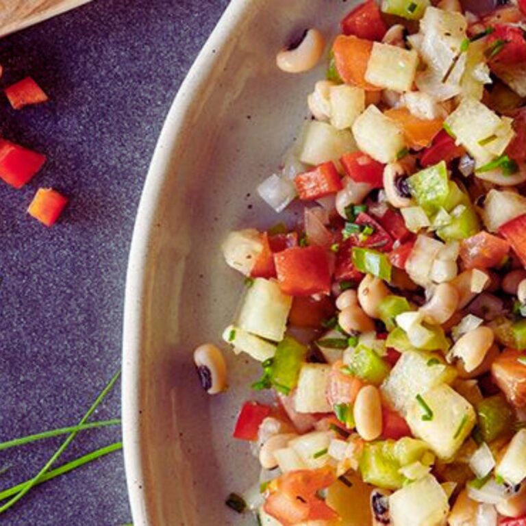 Salada de Feijão Fradinho com Pimentões